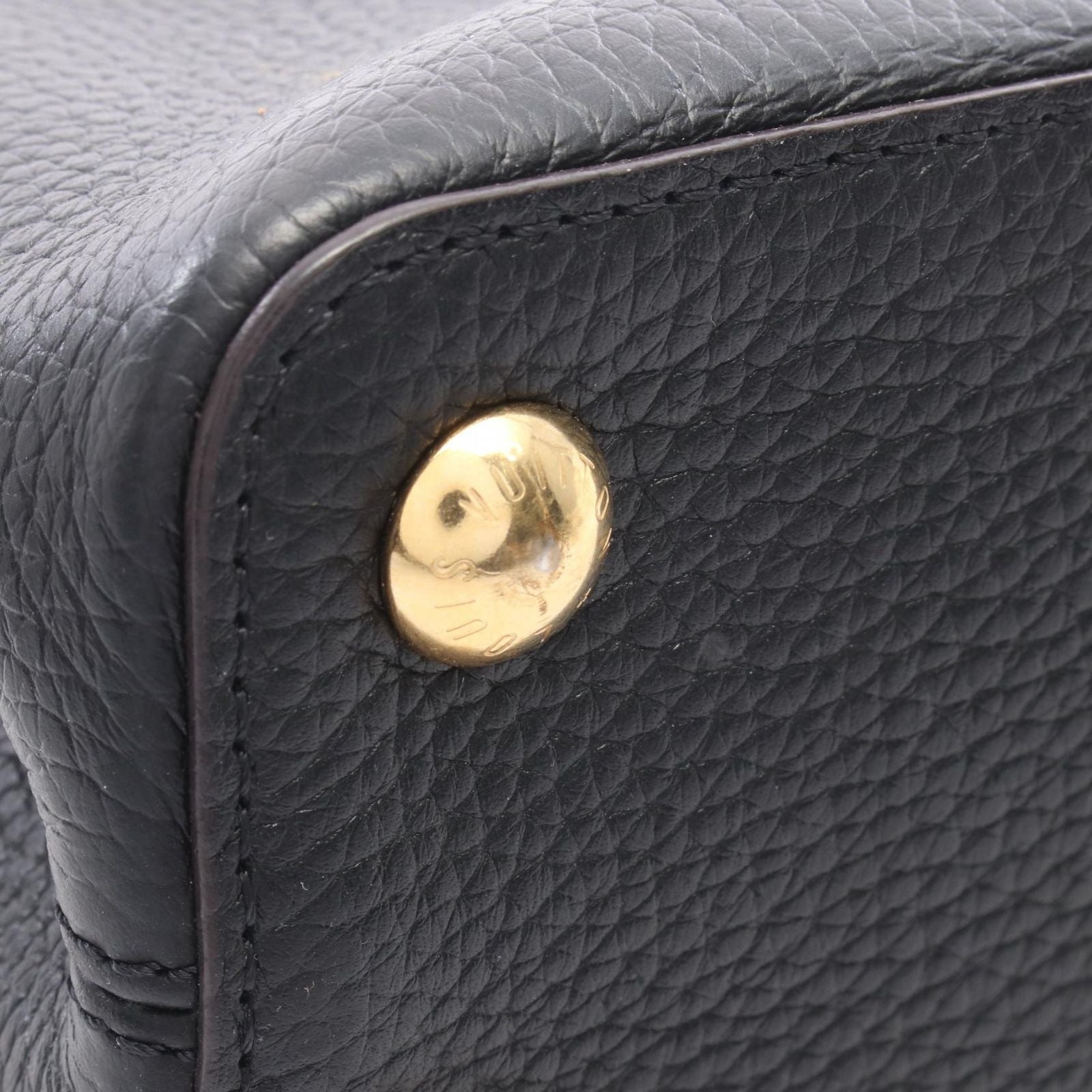 Louis Vuitton Handbag Capucines BB Noir 2-Way Leather — view 5