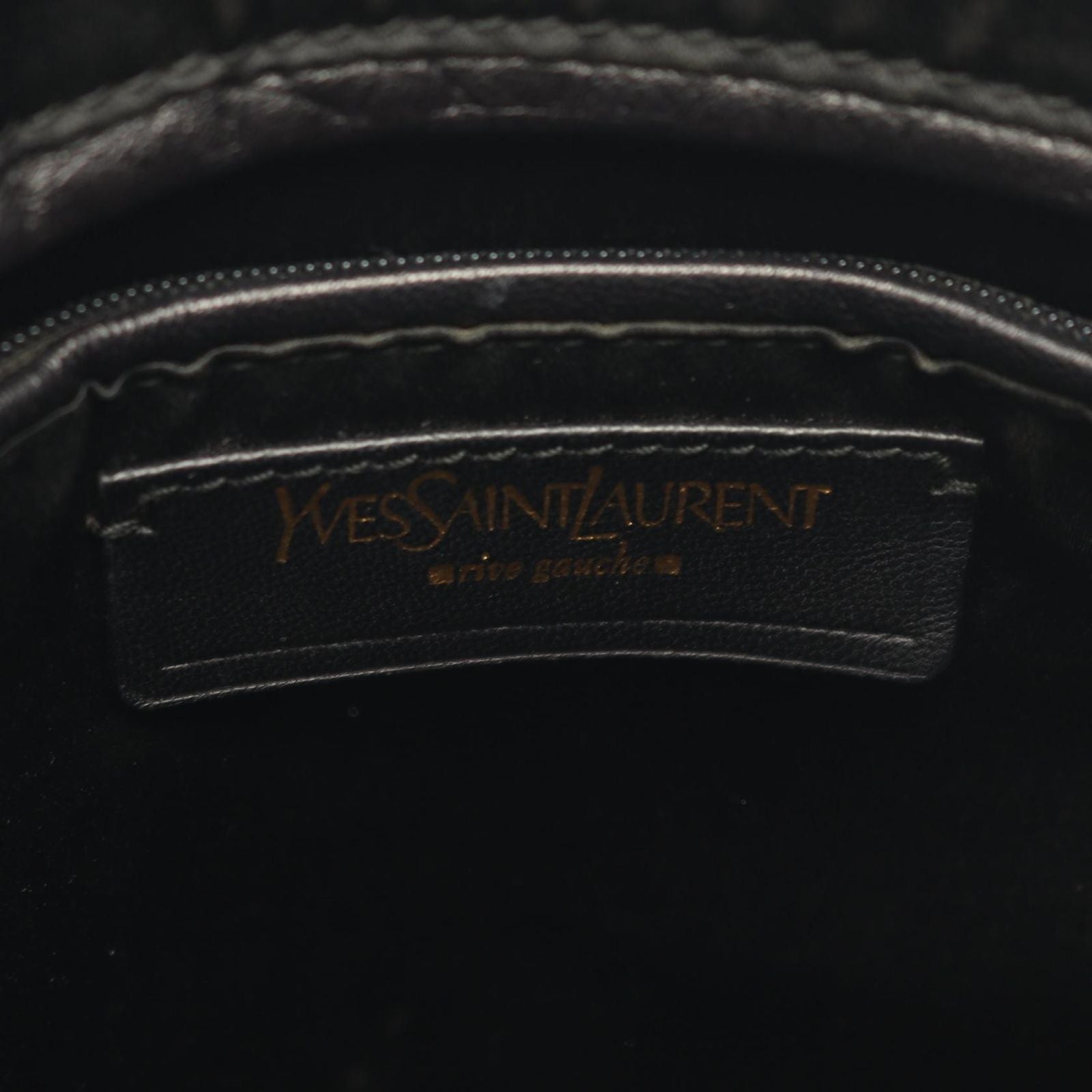 Saint Laurent Handbag Muse to Black Leather — view 4