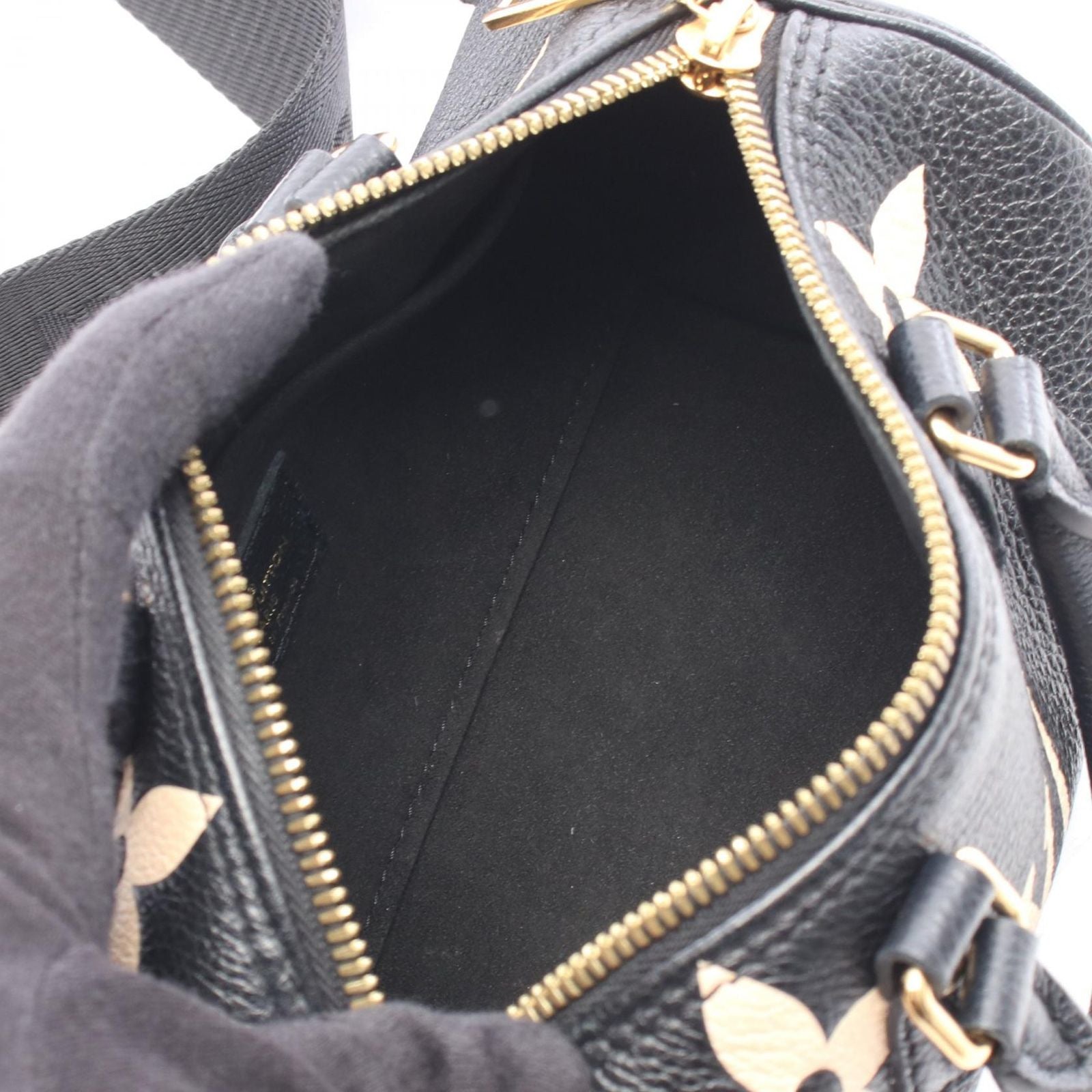Louis Vuitton Handbag Papillon BB Bicolor Monogram Empreinte 2-Way Black Beige — view 3
