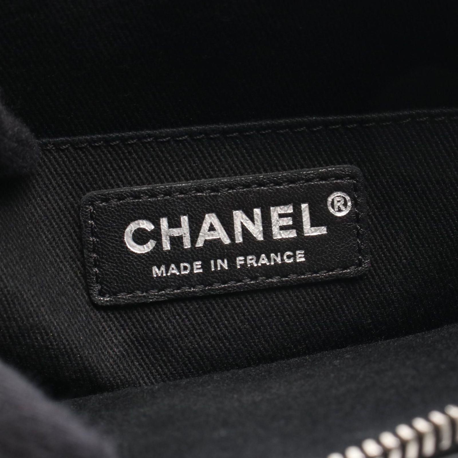 Chanel Shoulder Bag Quilted Black Lambskin Chain — view 4