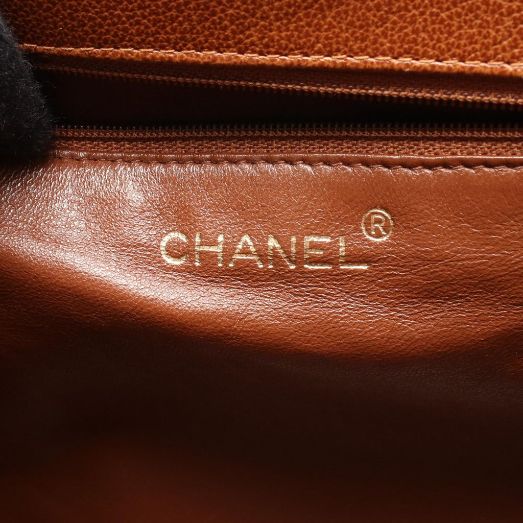 Chanel Shoulder Bag CC Logo Kiss Lock Brown Caviar Leather CC — view 4
