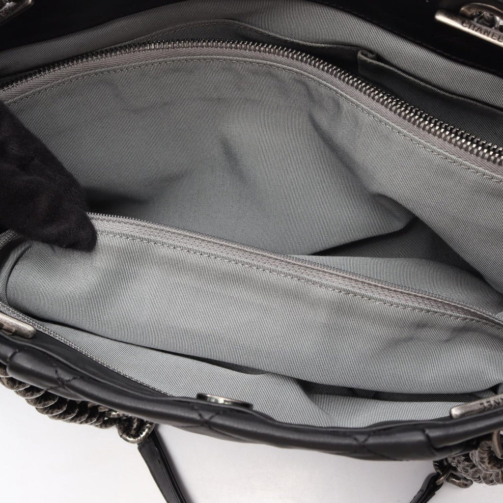 Chanel Tote Quilted Black Lambskin Chain — view 6