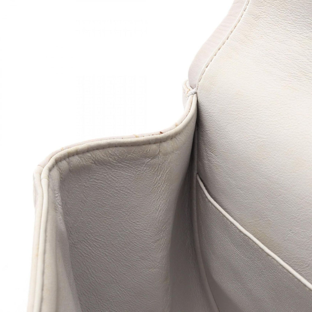 Chanel Shoulder Bag 2.55 Quilted Maxi Mademoiselle Chain Double Flap Off White — view 8
