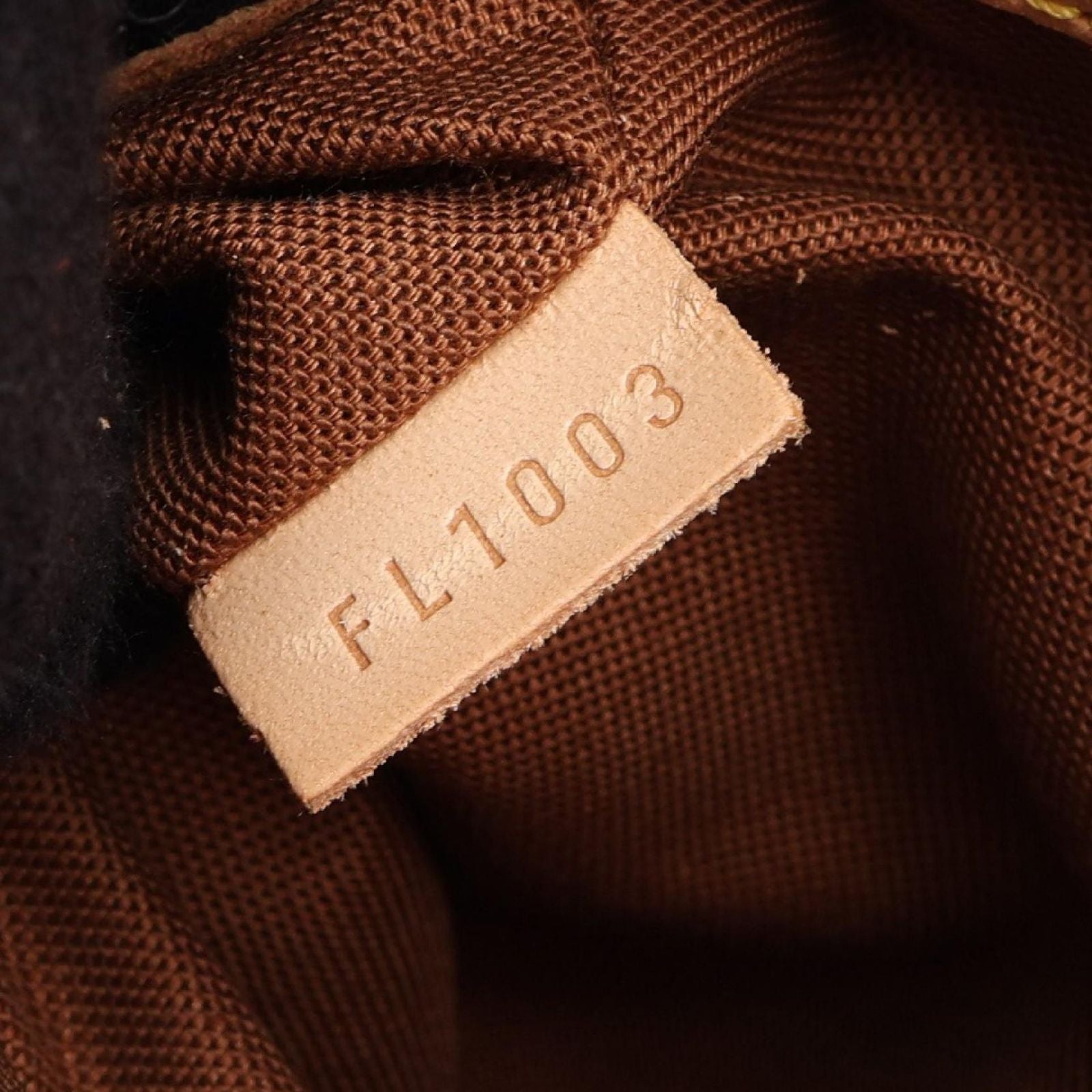 Louis Vuitton Handbag Alma PM Monogram Canvas Leather — view 4