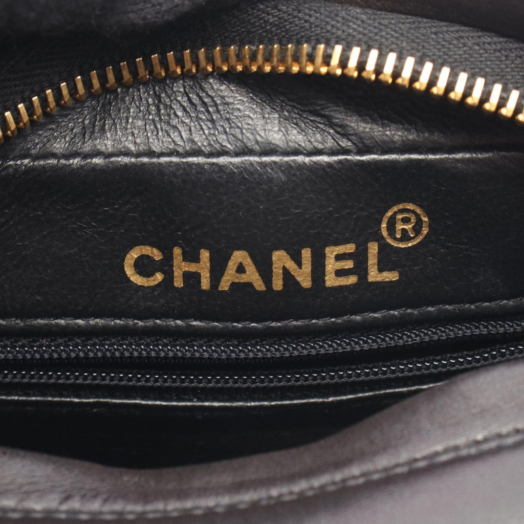 Chanel Shoulder Bag Quilted Diana Flap Fringe Black Lambskin Sringe Small Chain — view 4
