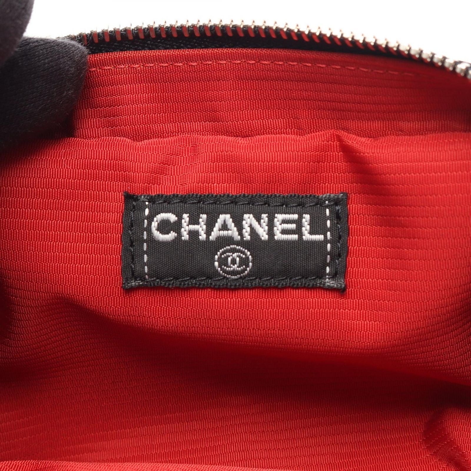 Chanel Pouch Vintage Travel Line Black Nylon — view 4