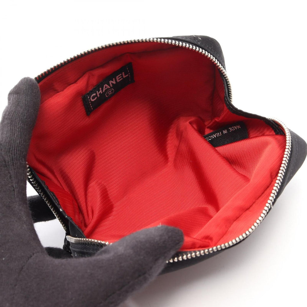 Chanel Pouch Vintage Travel Line Black Nylon — view 3