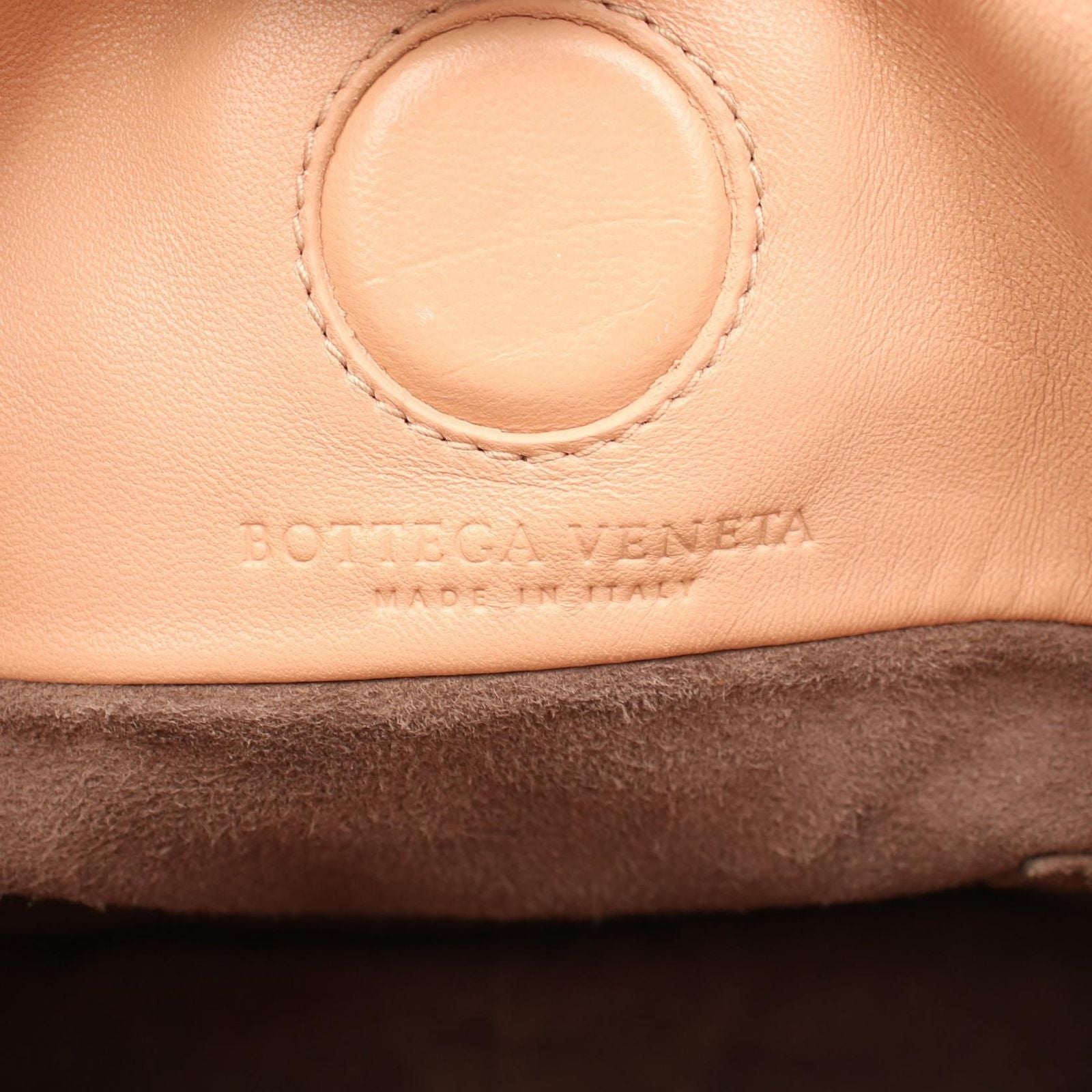 Bottega Veneta Shoulder Bag Intrecciato Beige Leather Exotic Cles the — view 4
