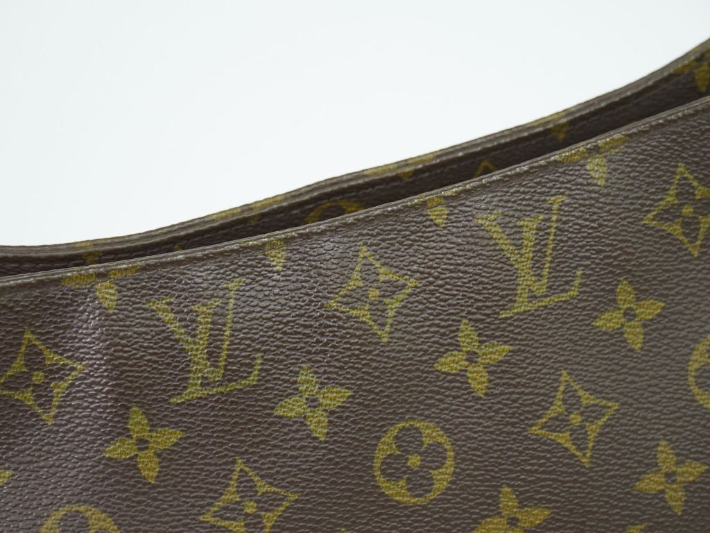 Louis Vuitton LV Looping GM Monogram Shoulder Bag Brown — view 7