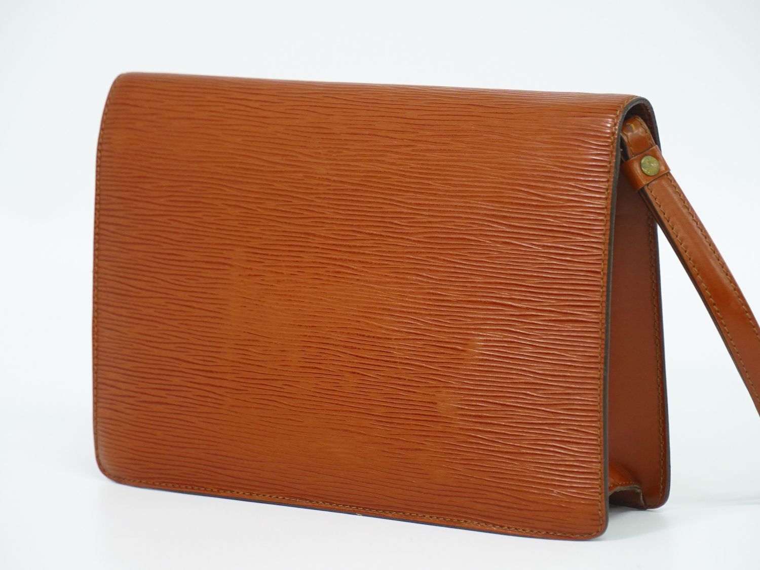 Louis Vuitton LV Pochette Series Dragonne Epi Leather Clutch Kenya Brown — view 2