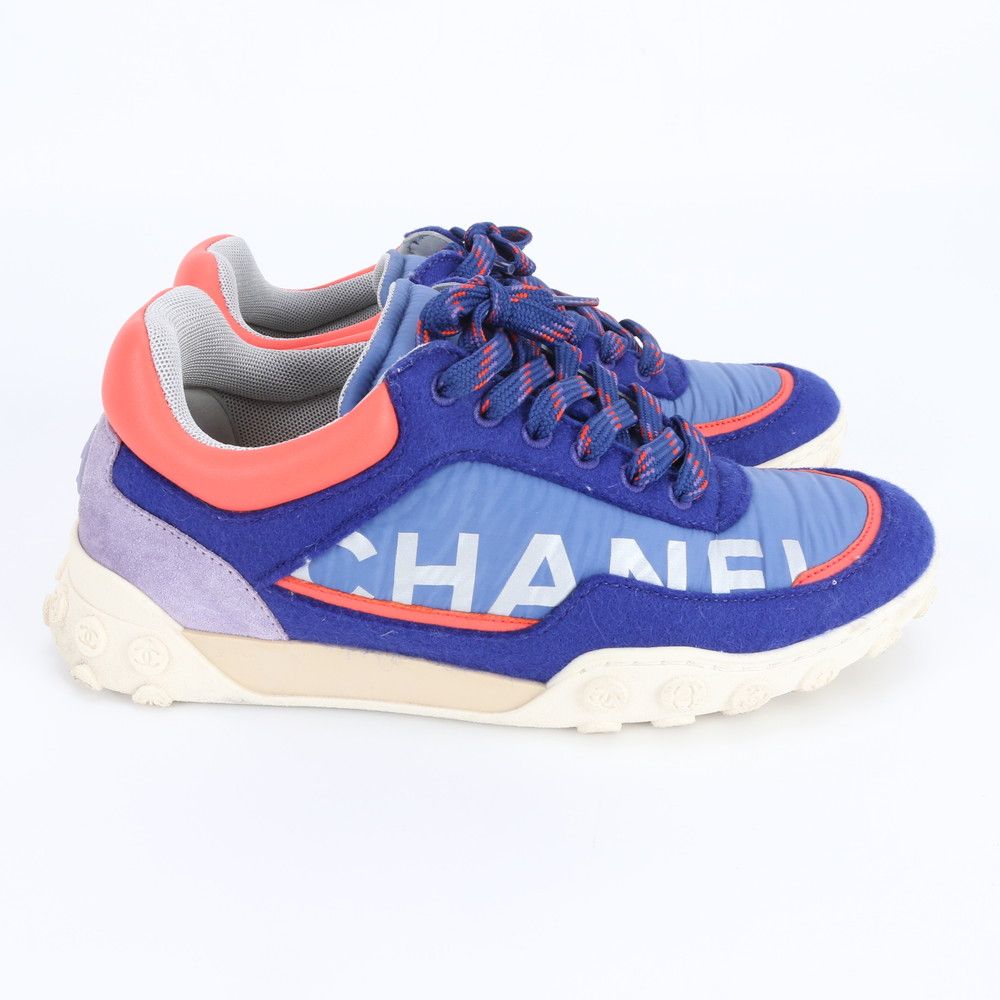 Chanel 36 Blue Leather Nylon Low Cut Sneakers — view 3