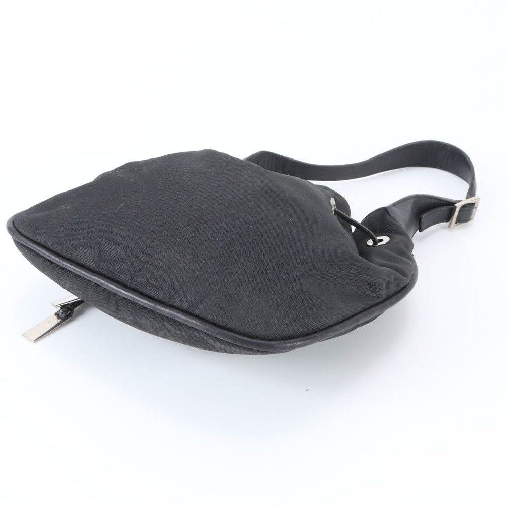 Gucci 001 Leather Shoulder Bag Black — view 4