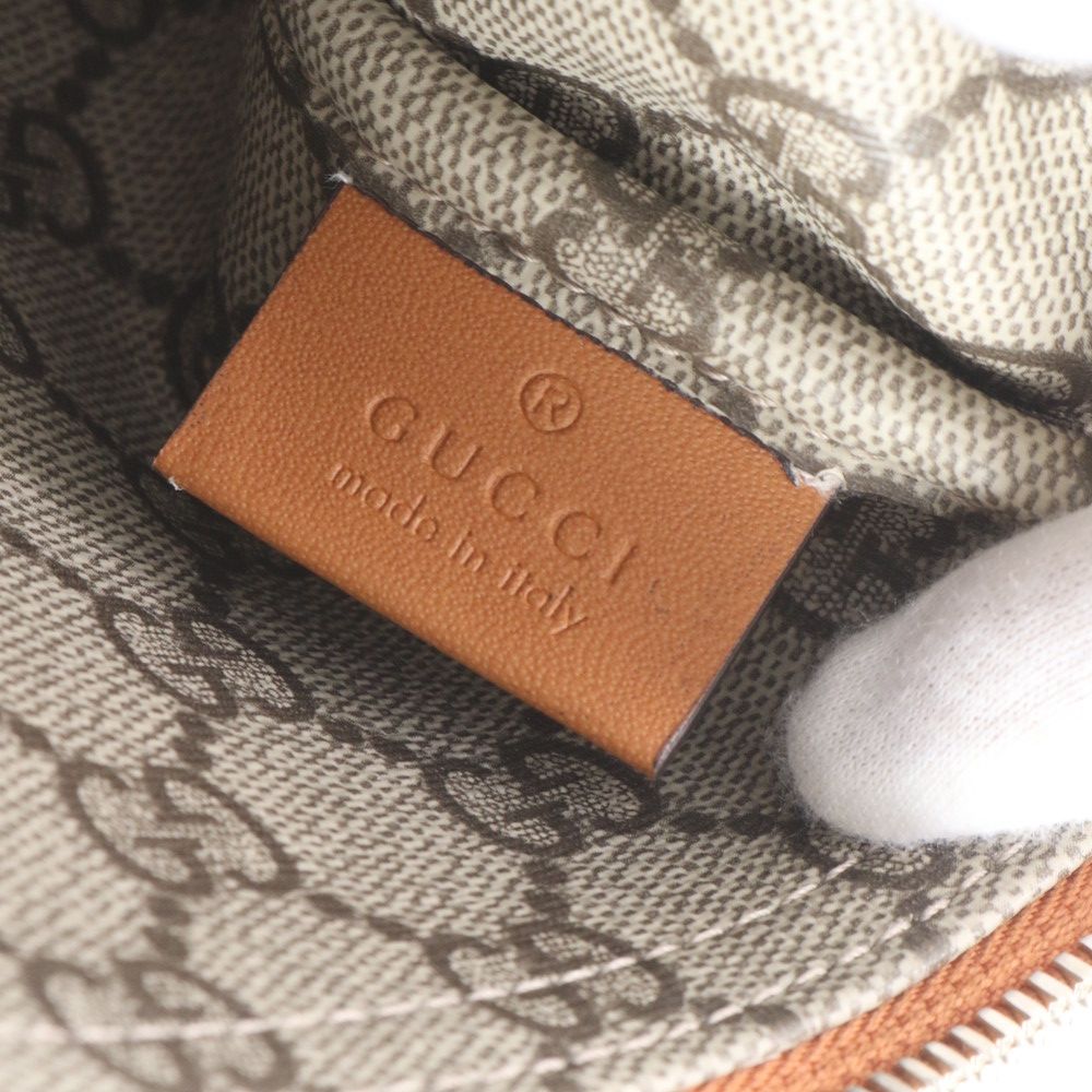 Gucci Logo Print Leather Clutch Pouch Business — view 8