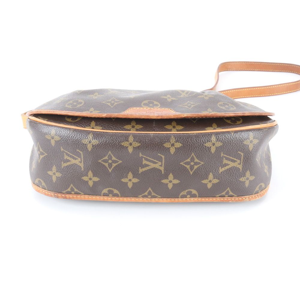Louis Vuitton Monogram Menilmontan PM Leather Shoulder Bag Crossbody — view 5