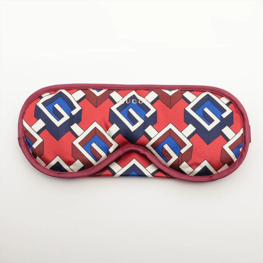 Gucci Geometric Travel Set Eye Mask Slippers Air Pillow Pouch — view 4
