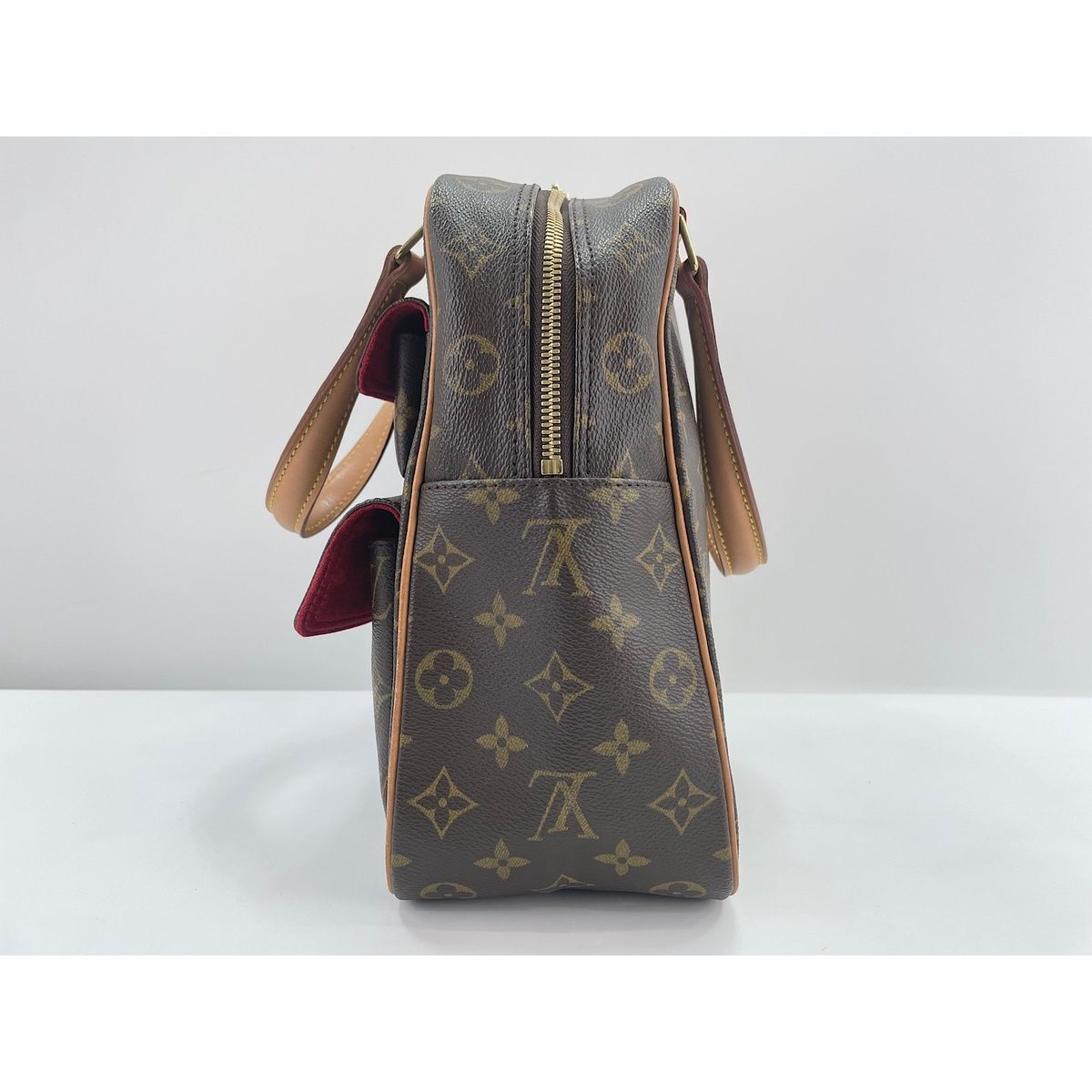 Louis Vuitton Handbag Eccentricity — view 4
