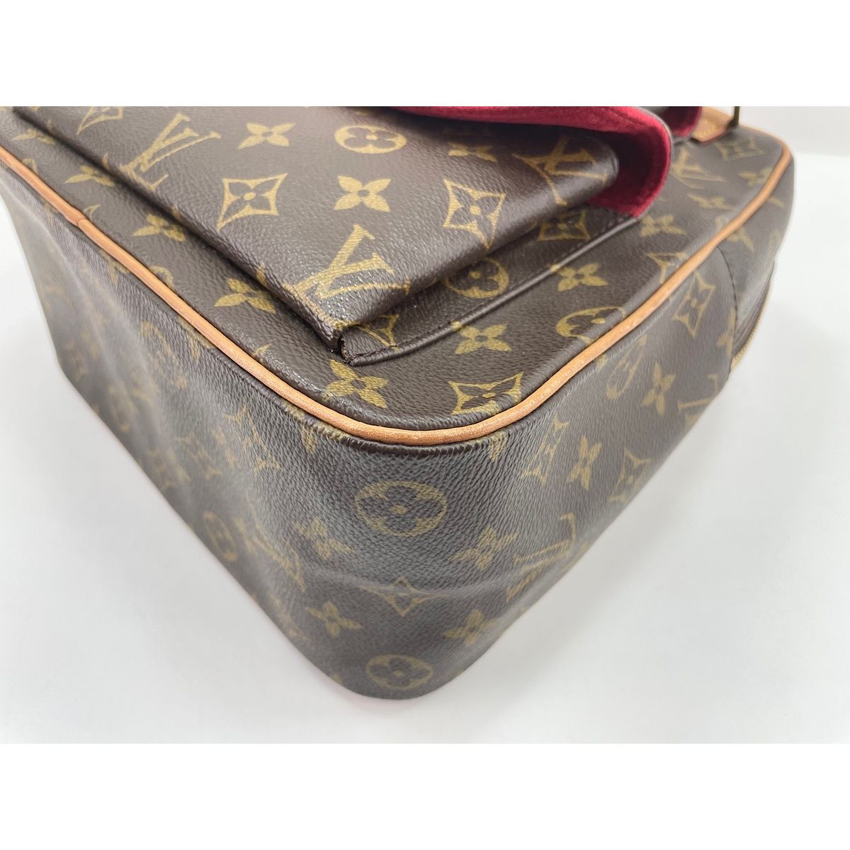 Louis Vuitton Handbag Eccentricity — view 8