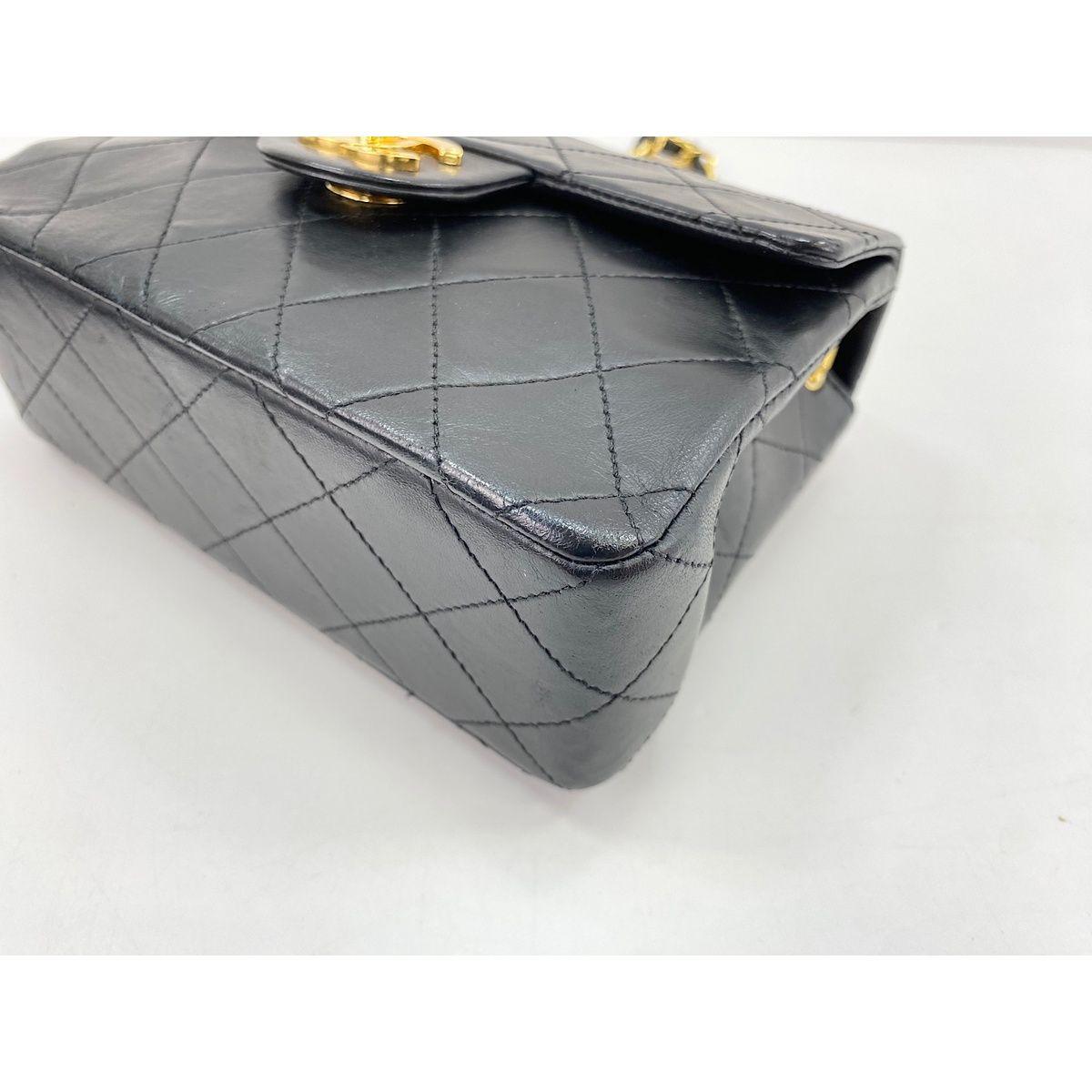 Chanel Shoulder Bag Mini Quilted — view 7