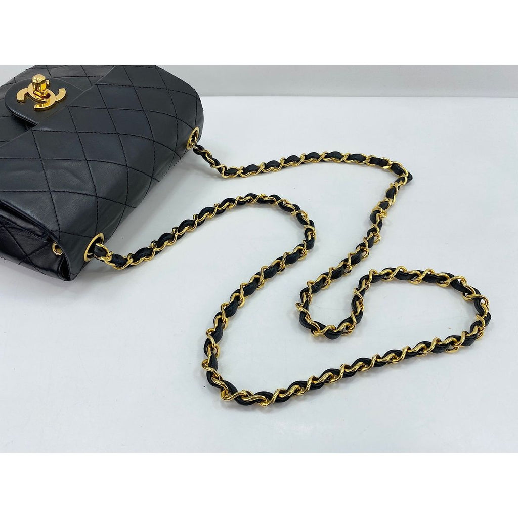 Chanel Shoulder Bag Mini Quilted — view 8