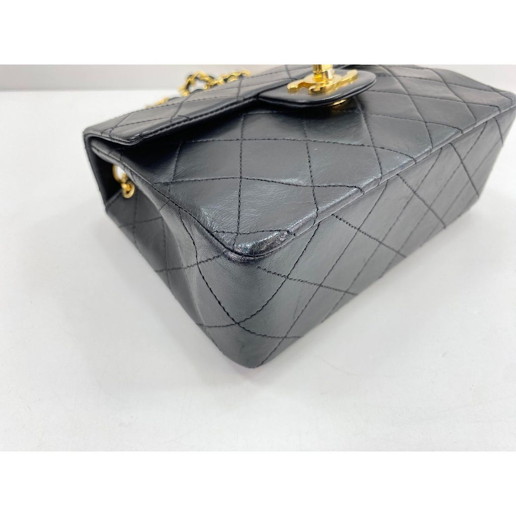 Chanel Shoulder Bag Mini Quilted — view 6