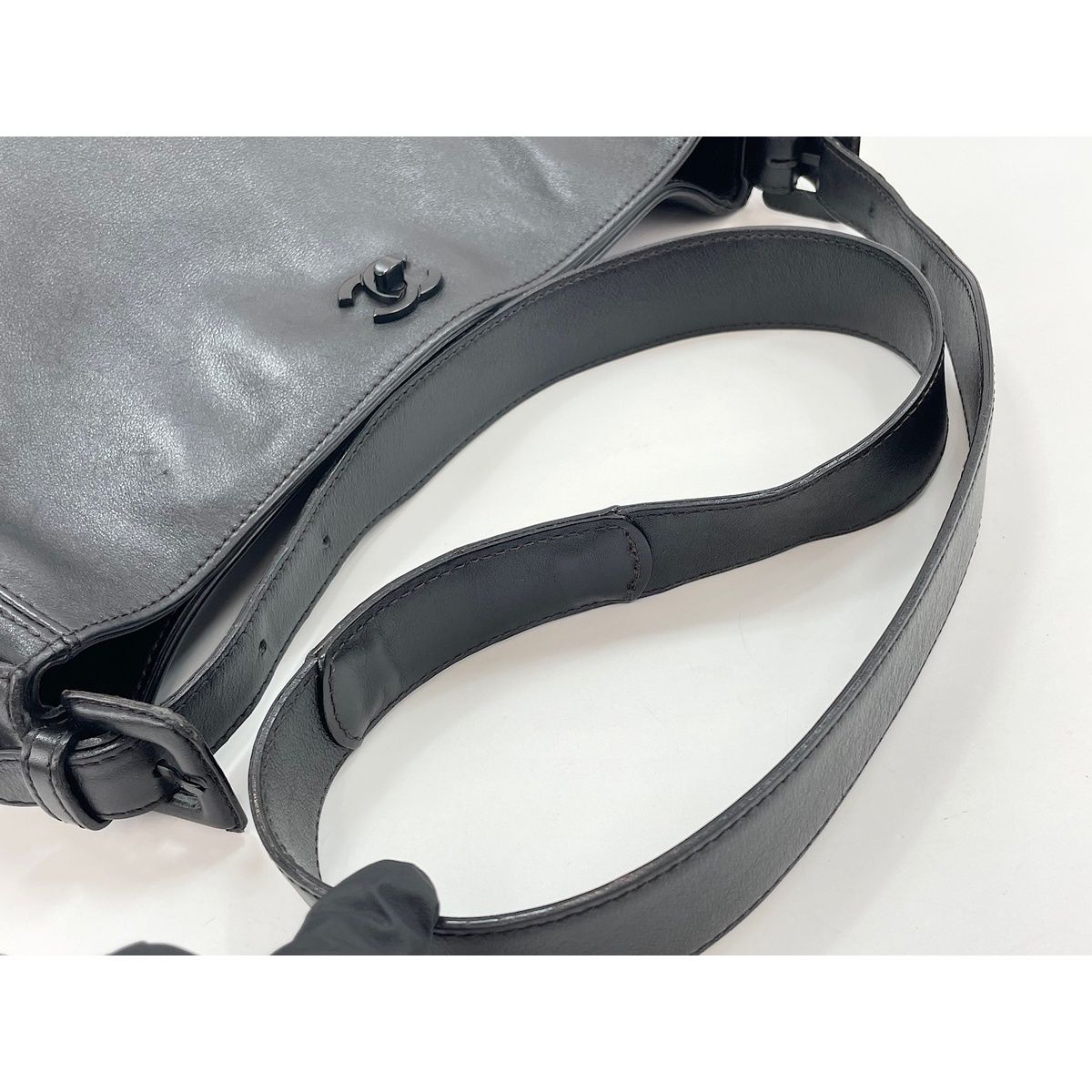 Chanel Shoulder Bag Black — view 8