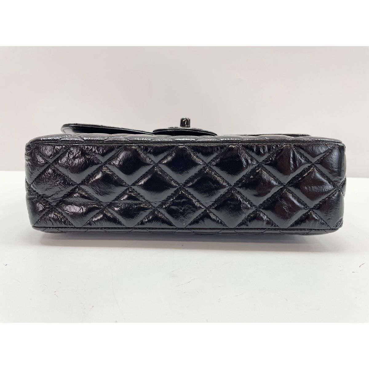 Chanel Handbag Quilted 23 — view 5