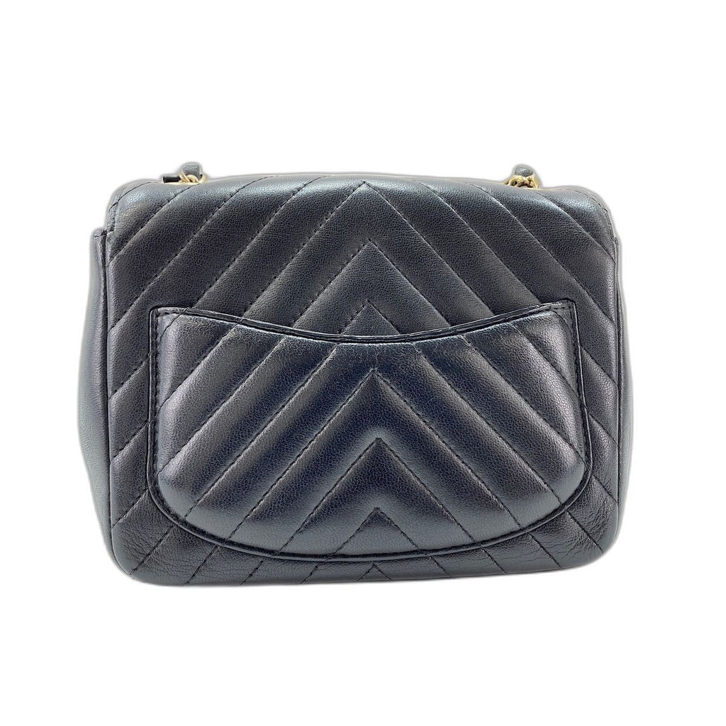 Chanel Shoulder Bag Mini Quilted — view 2