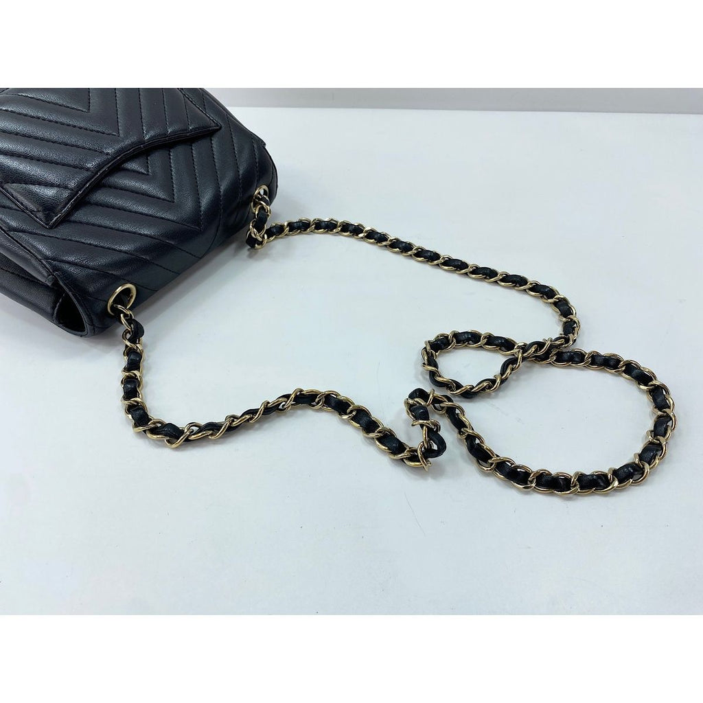 Chanel Shoulder Bag Mini Quilted — view 9