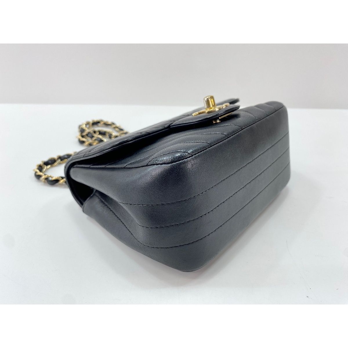 Chanel Shoulder Bag Mini Quilted — view 6