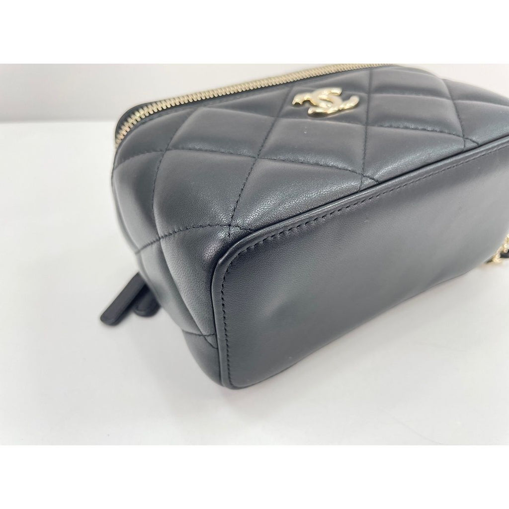 Chanel Shoulder Bag Black — view 7