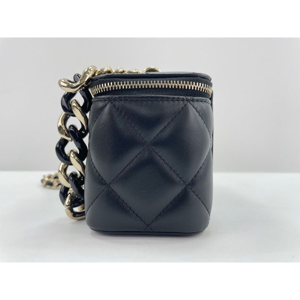 Chanel Shoulder Bag Black — view 4