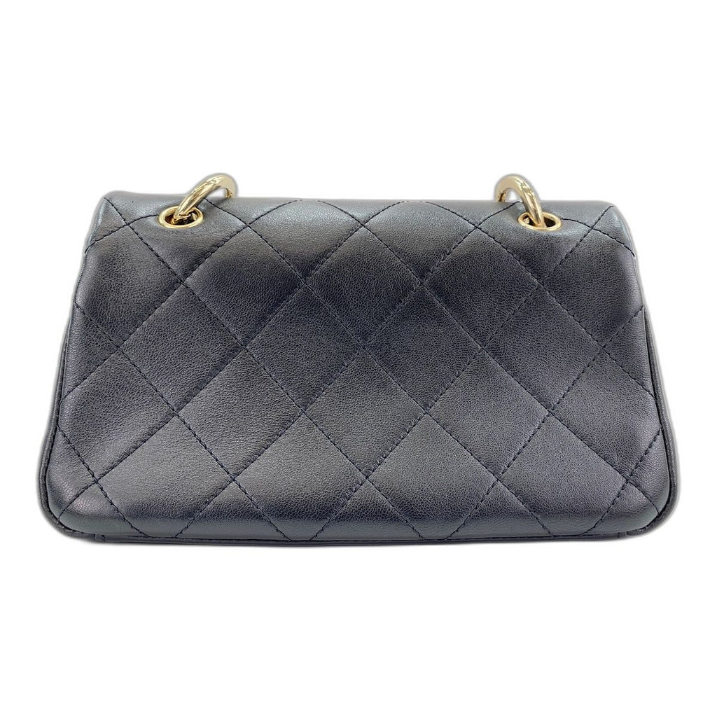 Chanel Shoulder Bag Quilted — view 2