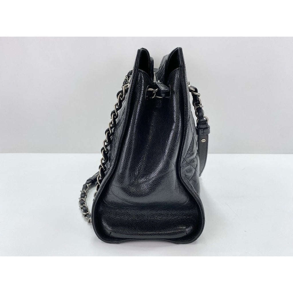 Chanel Shoulder Bag Quilted — view 5