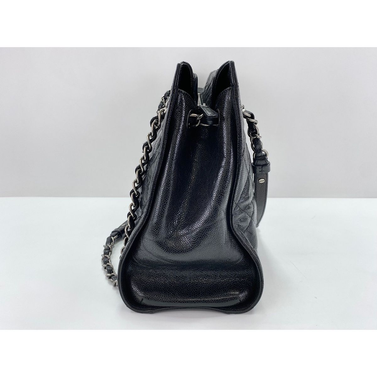 Chanel Shoulder Bag Quilted — view 5