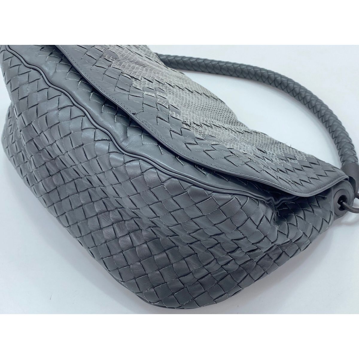 Bottega Veneta Handbag Intrecciato — view 7