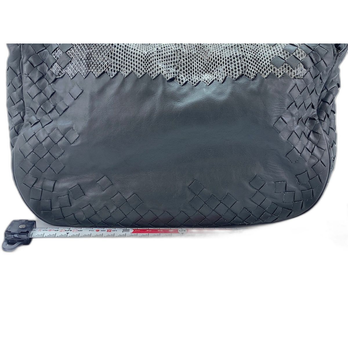 Bottega Veneta Handbag Intrecciato — view 3