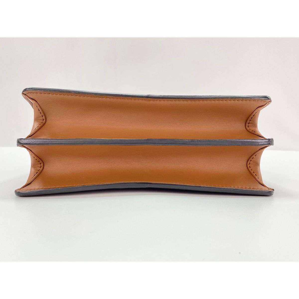 Louis Vuitton Shoulder Bag Reverse Dauphine MM — view 5