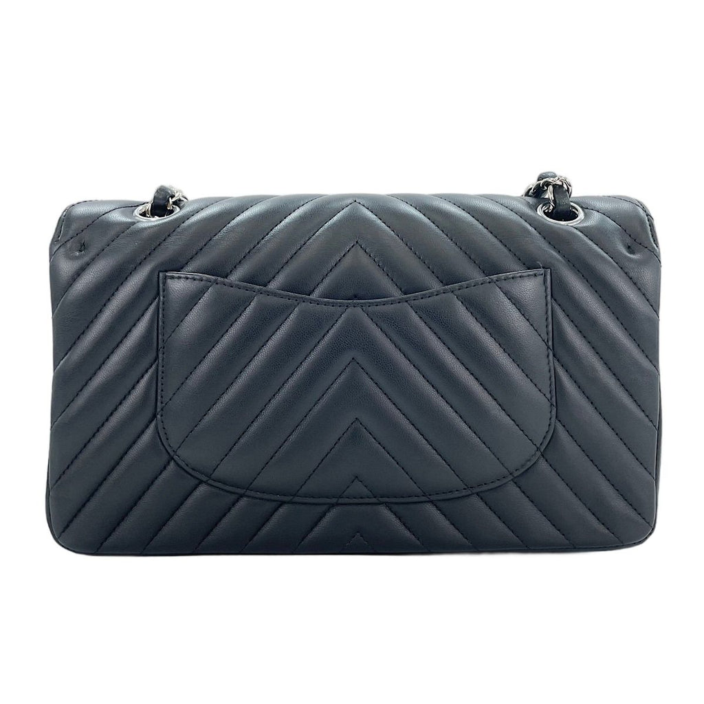 Chanel Shoulder Bag Quilted 25 — view 3