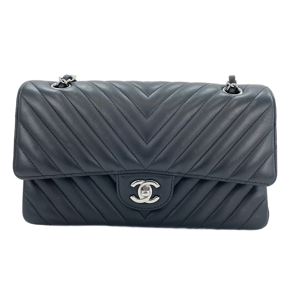 Chanel Shoulder Bag Quilted 25 — view 2