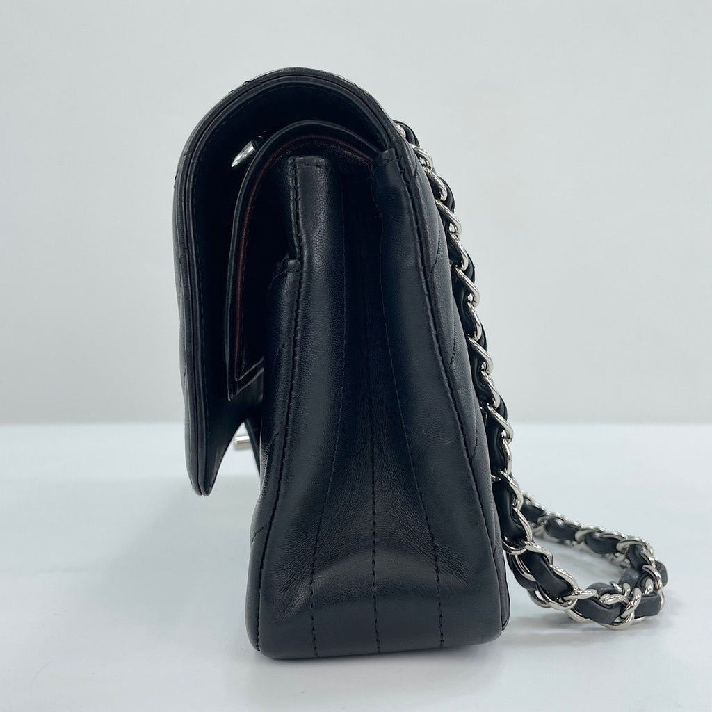 Chanel Shoulder Bag Quilted 25 — view 6