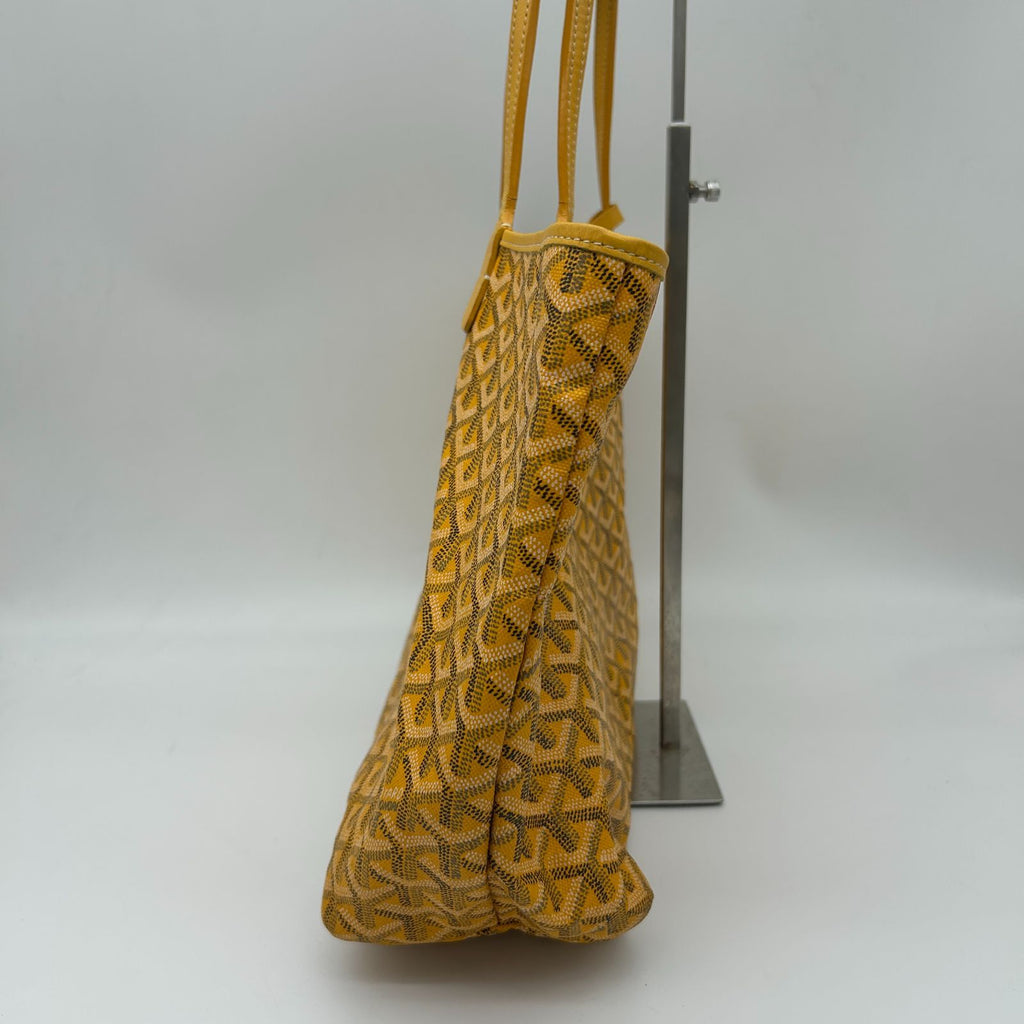 Goyard Saint Louis PM Tote Shoulder with Leather Yellow Pouch — view 4