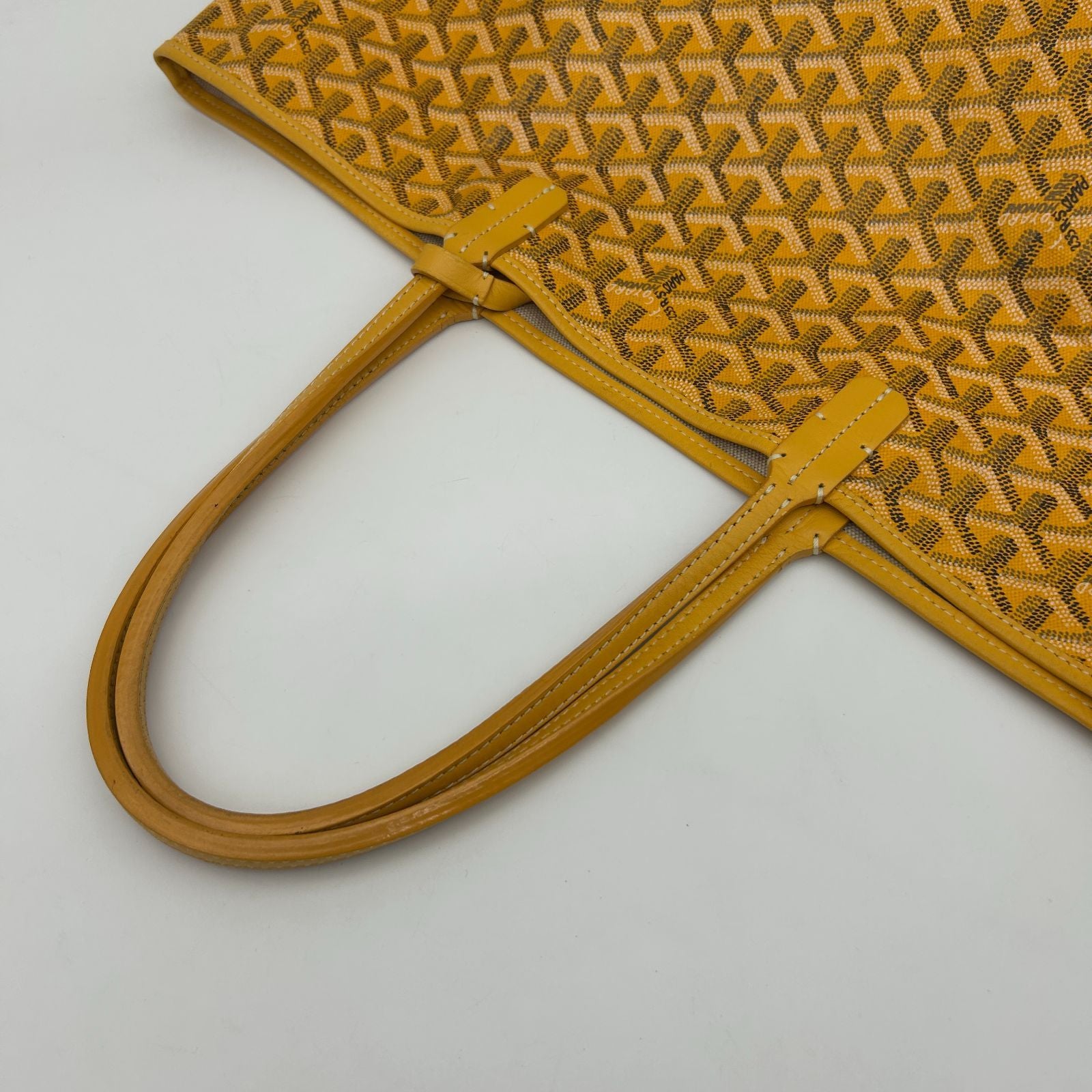 Goyard Saint Louis PM Tote Shoulder with Leather Yellow Pouch — view 6