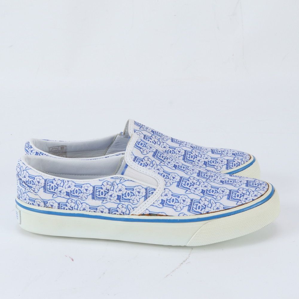 Chanel CC Logo Camellia Flower Pattern Slip Ons 38 Low Cut Shoes Flat — view 5