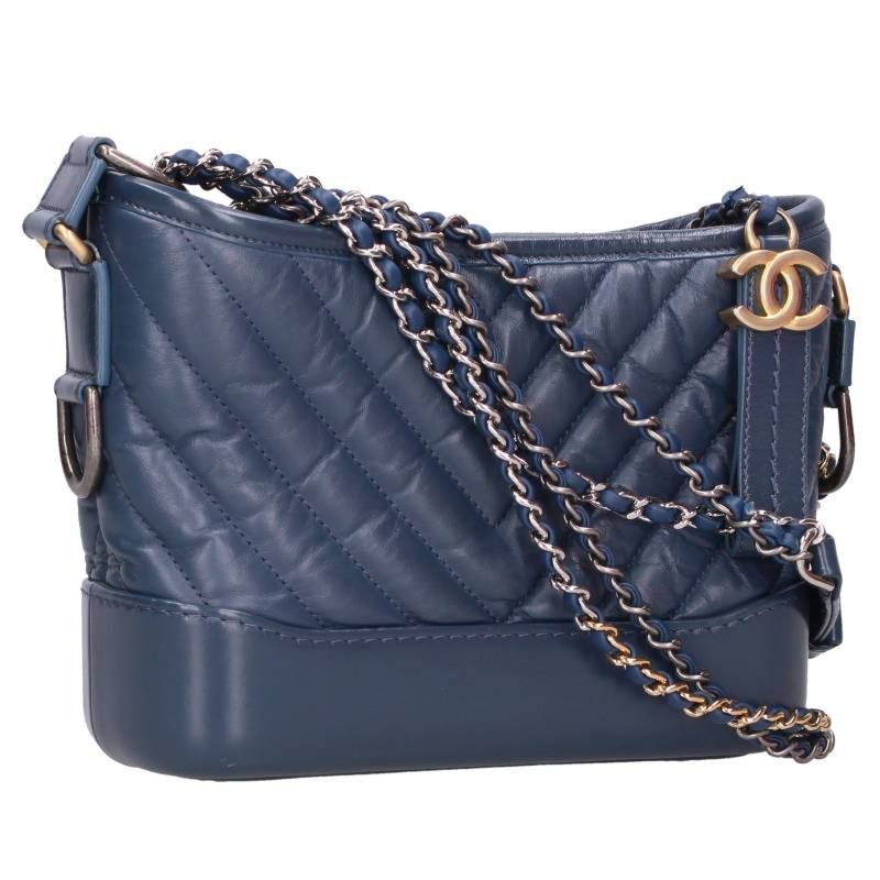 Chanel Gabriel de Small Che Blanc Aged Calfskin Chain Hobo Shoulder