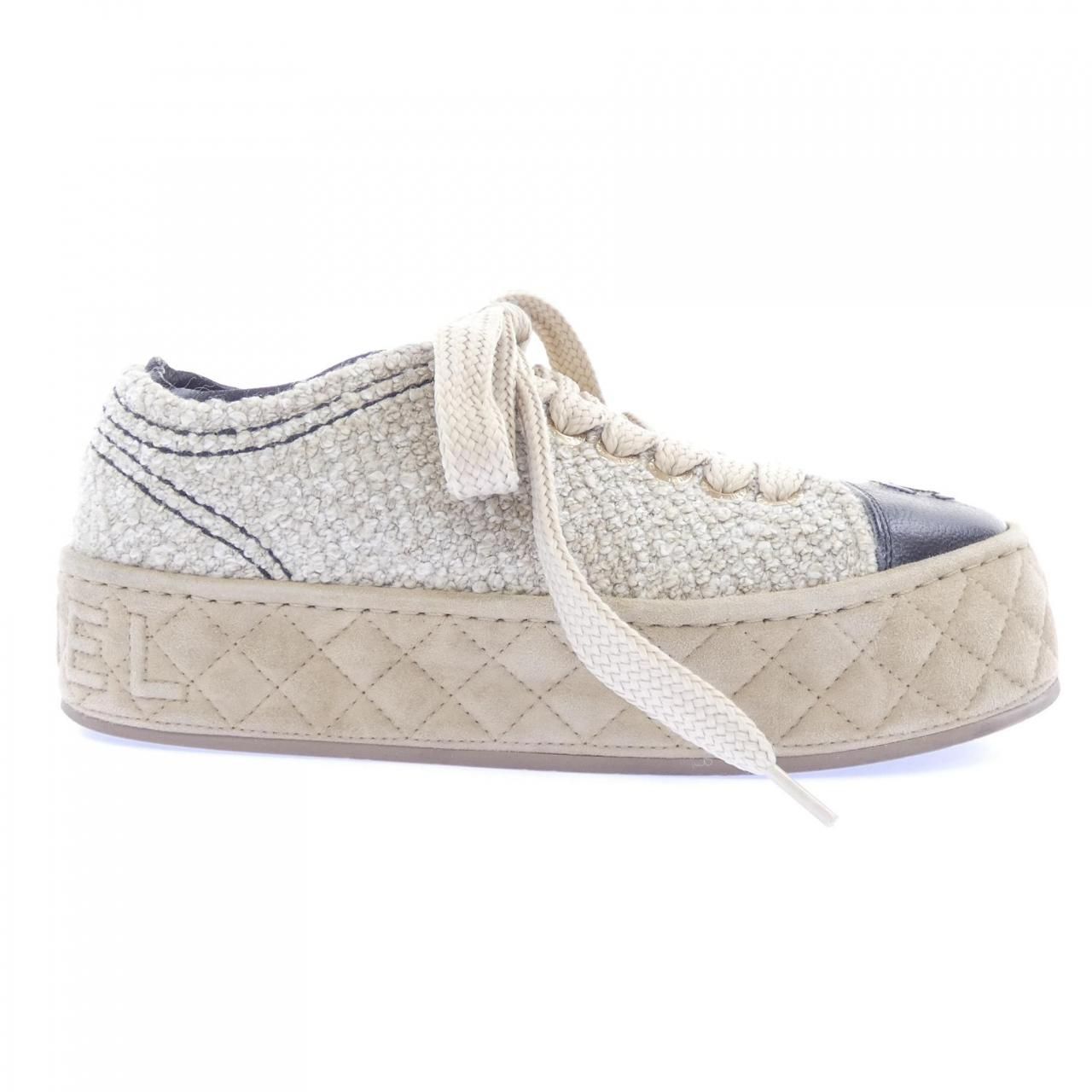 Chanel Sneakers Beige