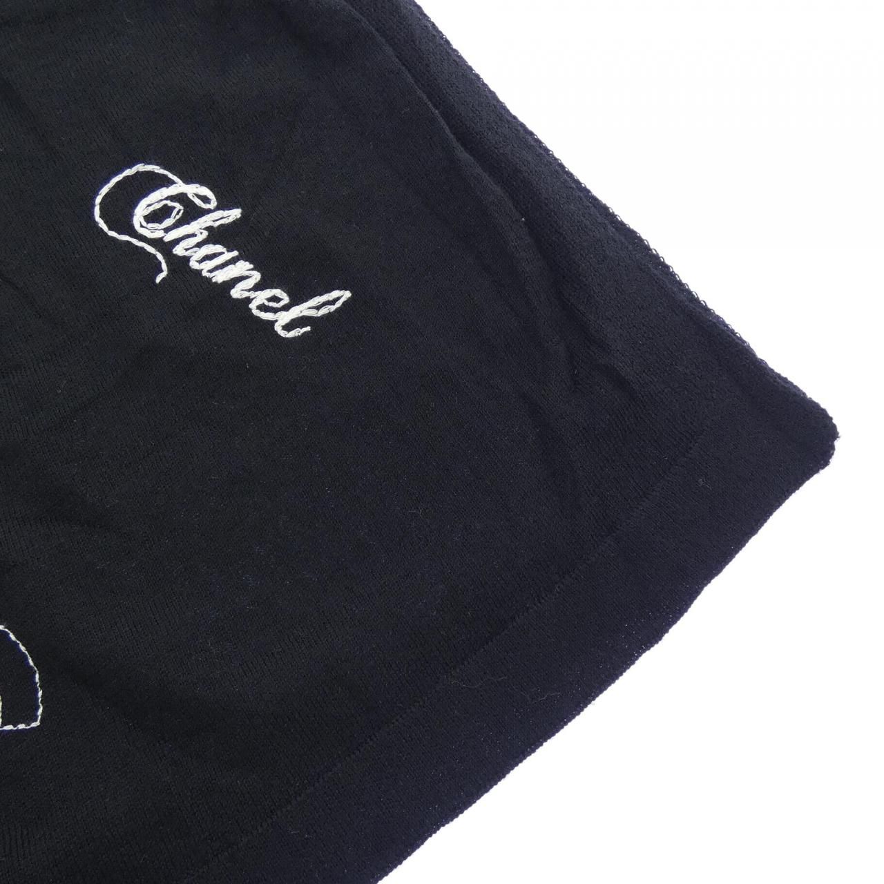 Chanel Stole Scarf Black — view 2