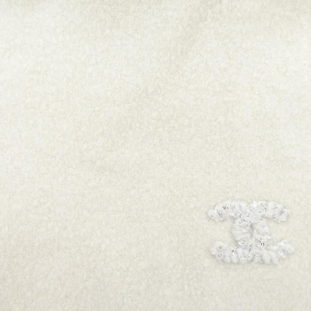 Chanel Scarf Beige — view 4