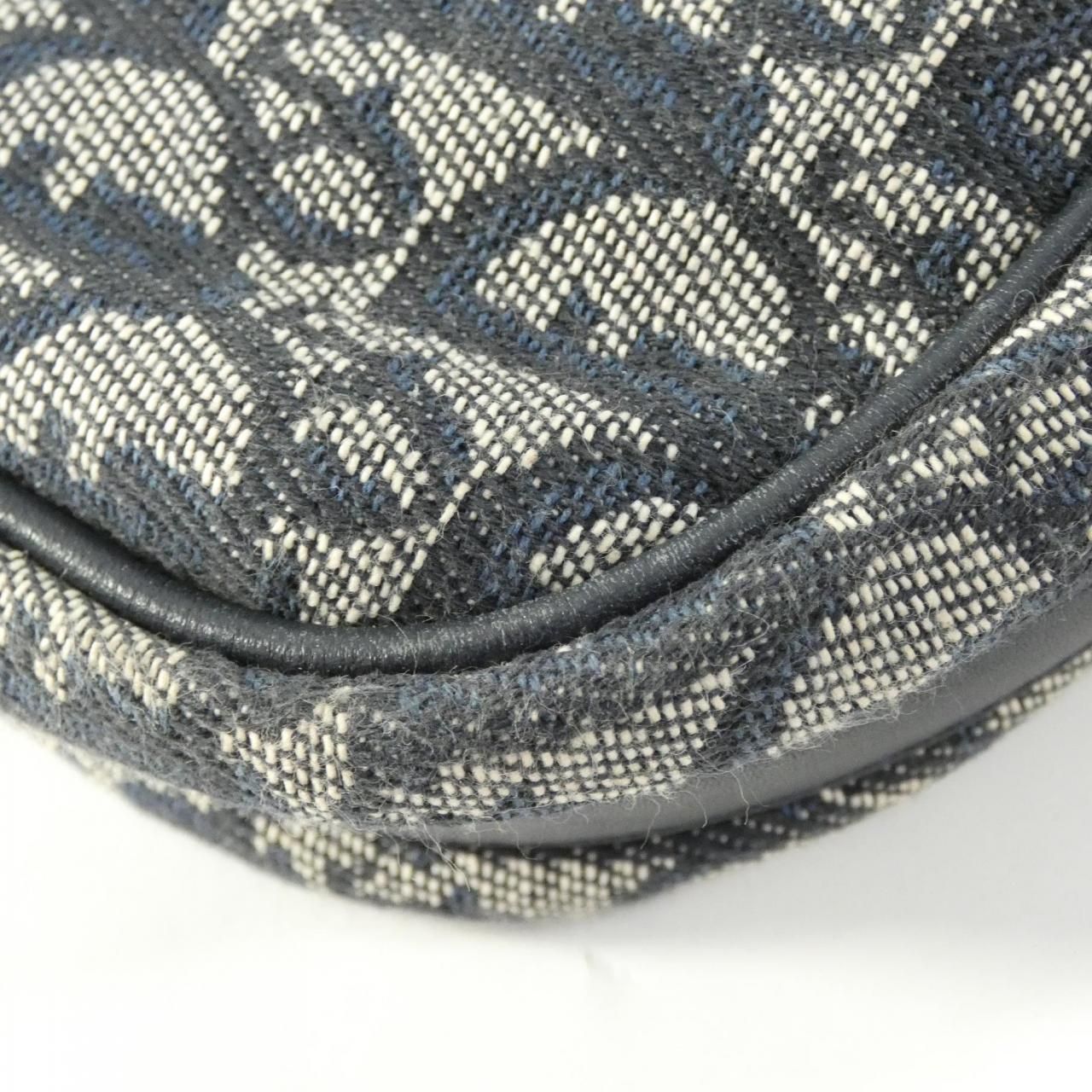 Dior Vintage Shoulder — view 3