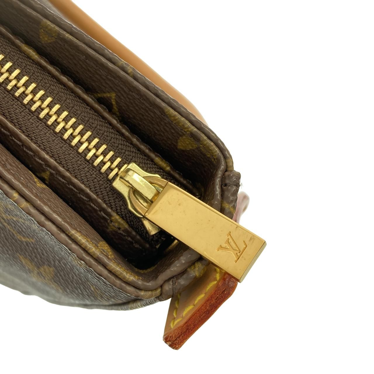 Louis Vuitton Monogram Looping MM Shoulder — view 4