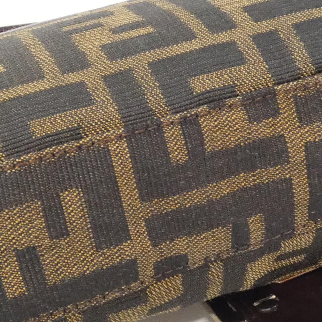 Fendi Vintage Baguette Shoulder — view 3